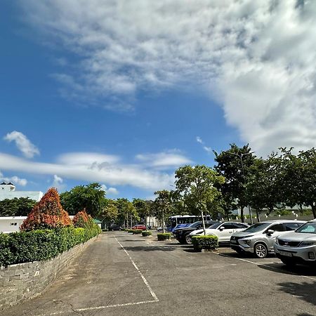 Muong Thanh Luxury Buon Ma Thuot Hotel Exterior photo